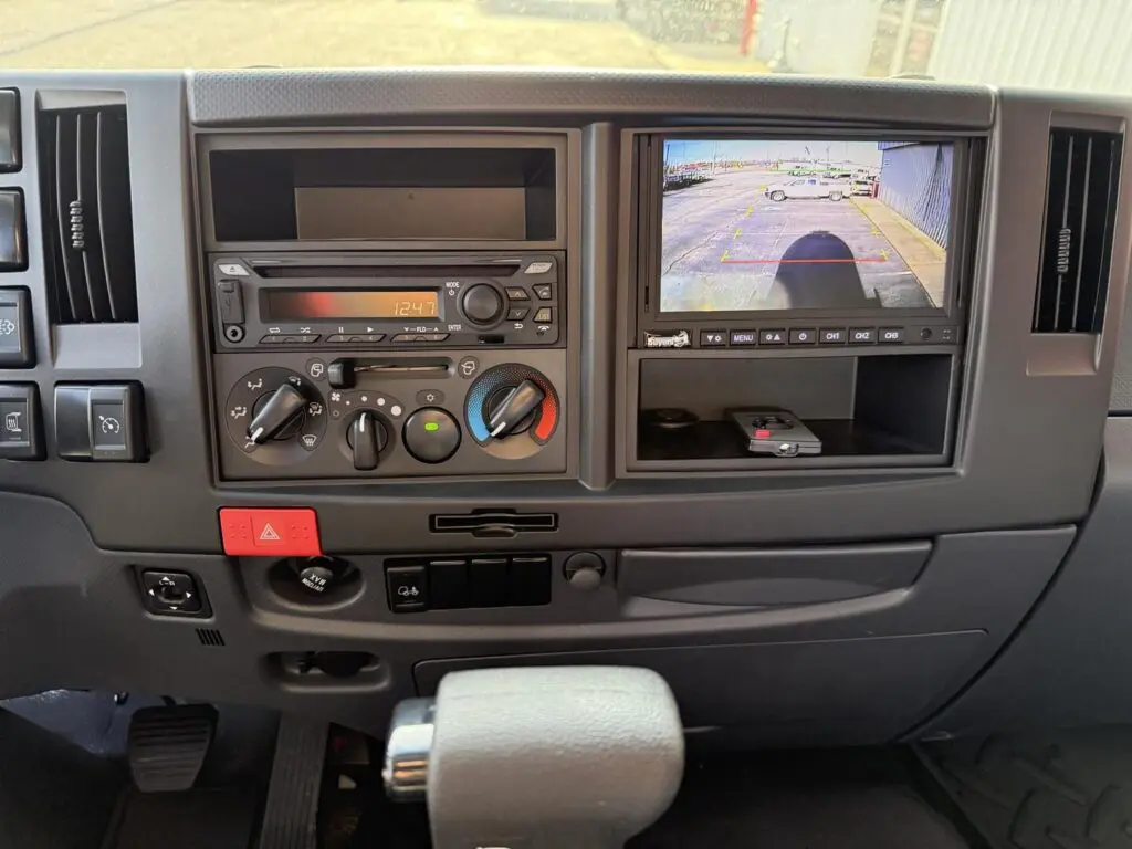 N2898 - 2025 Isuzu FTR with 2500 Septic Tank_01