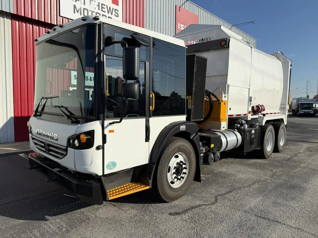 N2918 - 2023 Dennis Eagle with New Way 22yd Rotopac_02