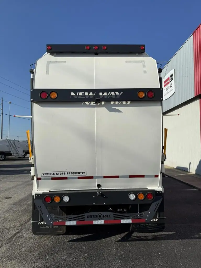 N2918 - 2023 Dennis Eagle with New Way 22yd Rotopac_02