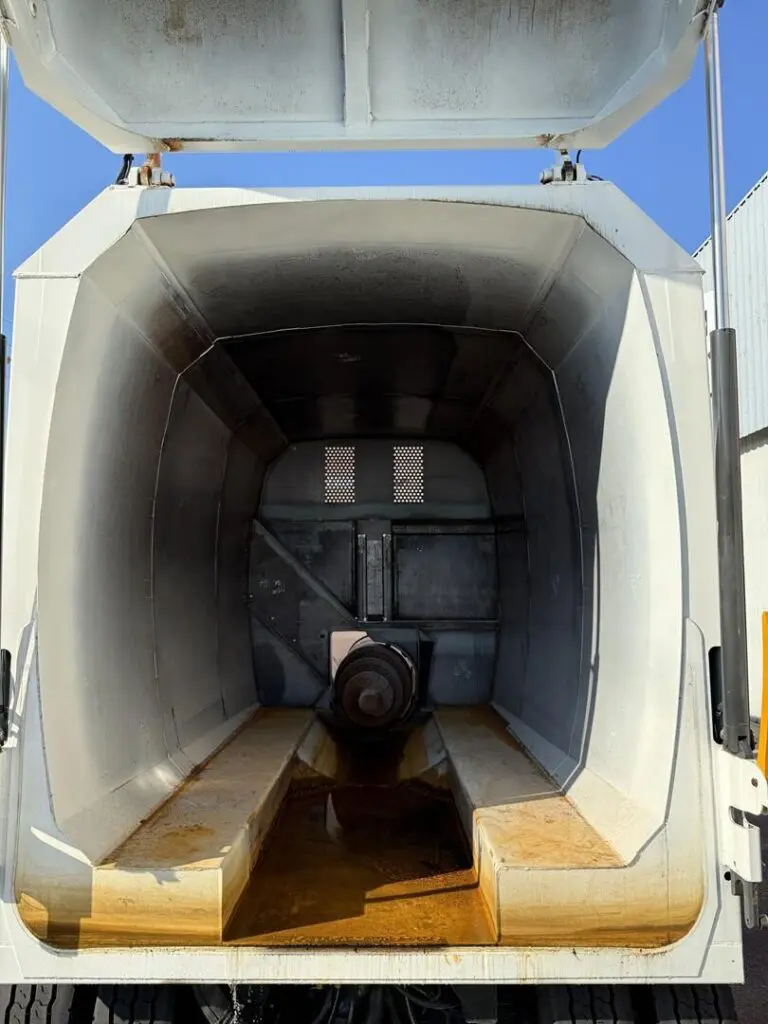 N2918 - 2023 Dennis Eagle with New Way 22yd Rotopac_02