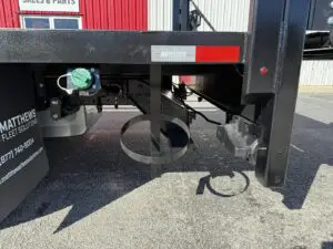 N3103 - 2025 Isuzu NRR with 895 gal PRT and 12’ Flatbed_01