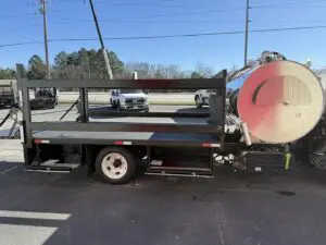 N3103 - 2025 Isuzu NRR with 895 gal PRT and 12’ Flatbed_01