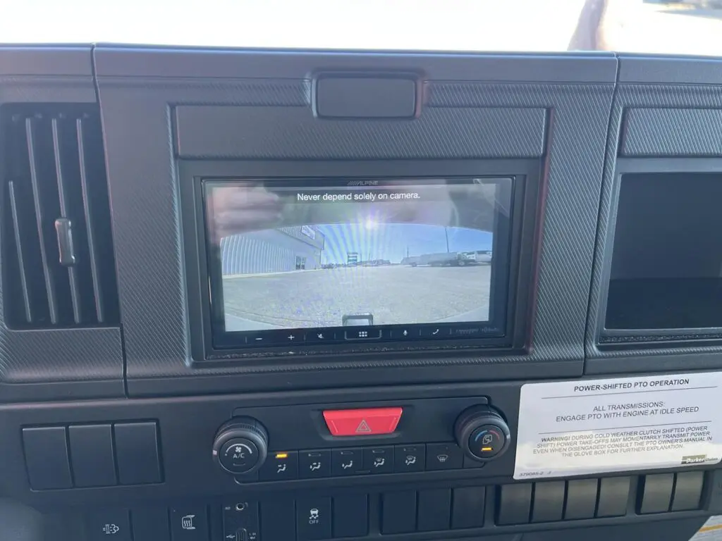 N3130 - 2026 Isuzu NRR Crescent Tank Model 1100_29