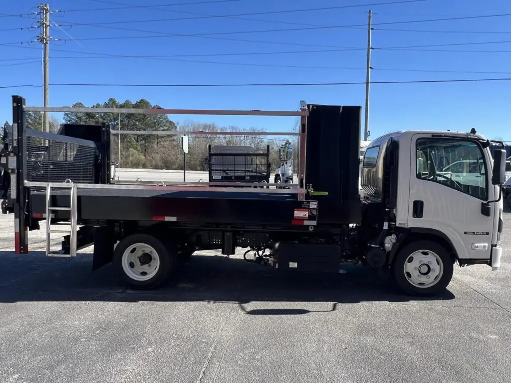 N3130 - 2026 Isuzu NRR Crescent Tank Model 1100_29