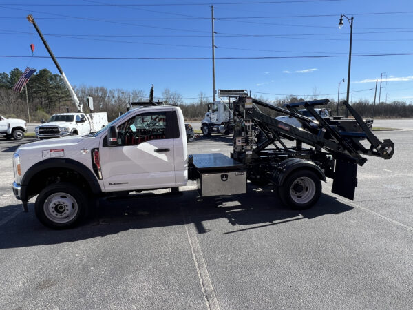 2023 Ford F-550 Super Duty 4X4 Stellar Container Carrier CCR Truck