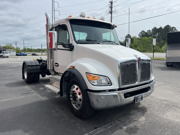 2024 Kenworth T280 with Stellar Slider20S Hooklift Truck