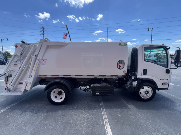 2024 Isuzu NRR with New Way 8yd Diamondback Refuse/Garbage Truck