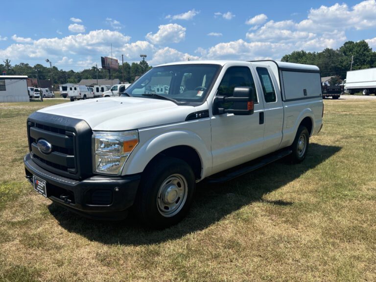 2016 Ford F-250 Super Duty SRW SuperCab XL Pickup Truck