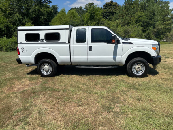 2015 Ford F-250 Super Duty 4WD SuperCab XL Pickup Truck