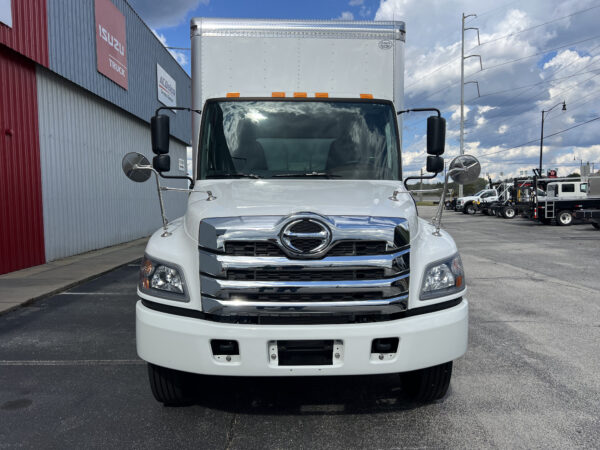 2024 Hino L6 wiht 26' Dry box & Dhollandia Liftgate