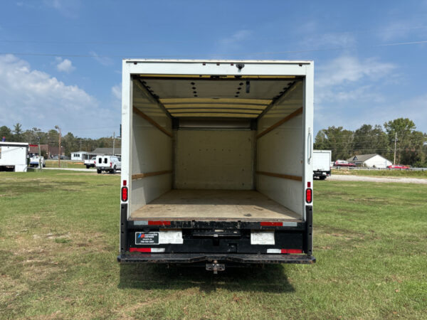 2019 GMC Savana 3500 Cutaway Van / Delivery Truck