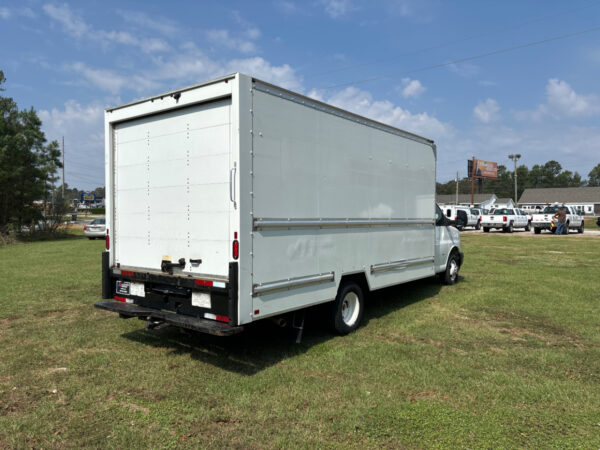 2019 GMC Savana 3500 Cutaway Van / Delivery Truck