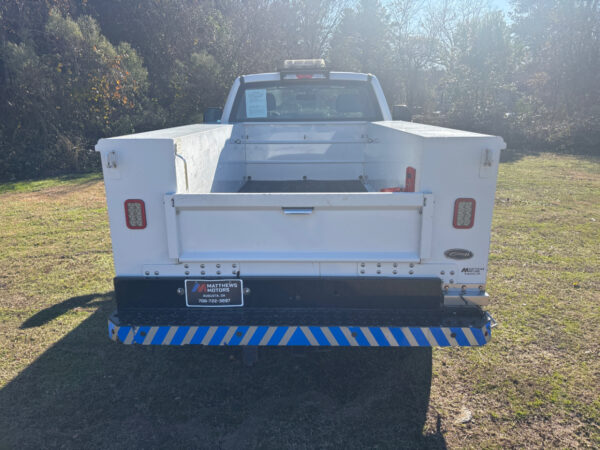 2017 Ford F-250 Super Duty SRW XLT 2WD Regular Cab Work Truck