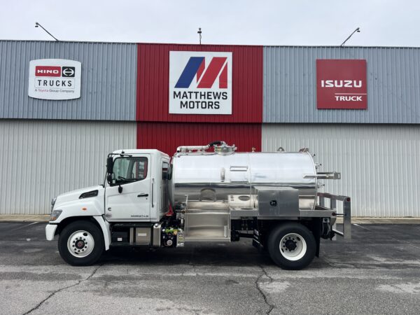 2025 Hino L7 with 2,000 Gallon Round Septic Tank / Portable Restroom Vacuum Tank