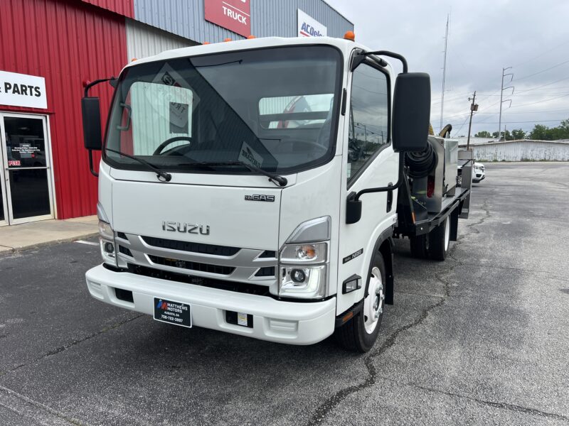 2025 Isuzu NRR Gas with Muskogee Tank Model 999 Round Tank / Portable Restroom Truck