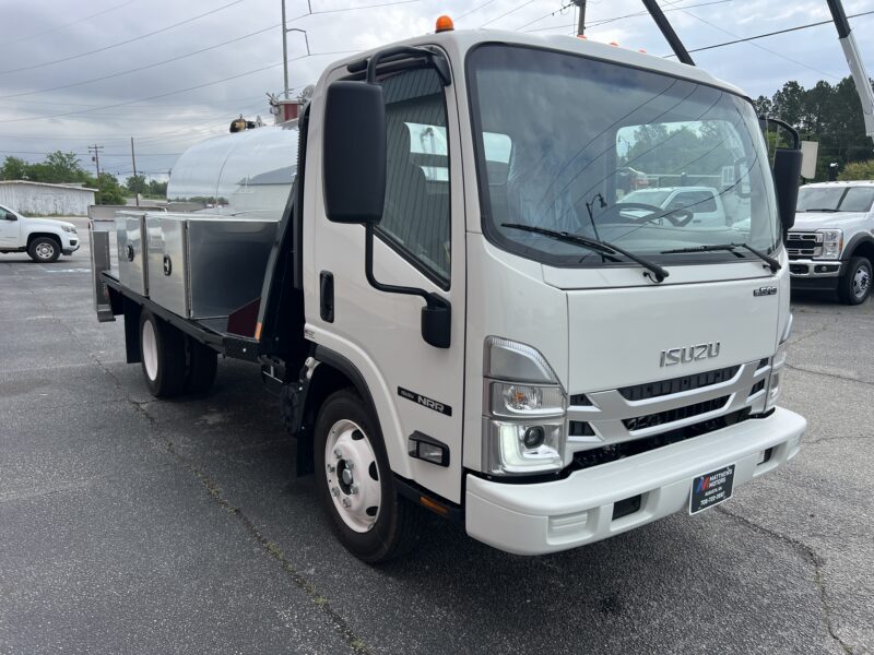 2025 Isuzu NRR Gas with Muskogee Tank Model 999 Round Tank / Portable Restroom Truck