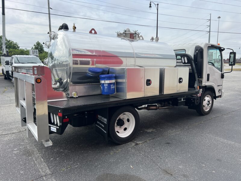 2025 Isuzu NRR Gas with Muskogee Tank Model 999 Round Tank / Portable Restroom Truck
