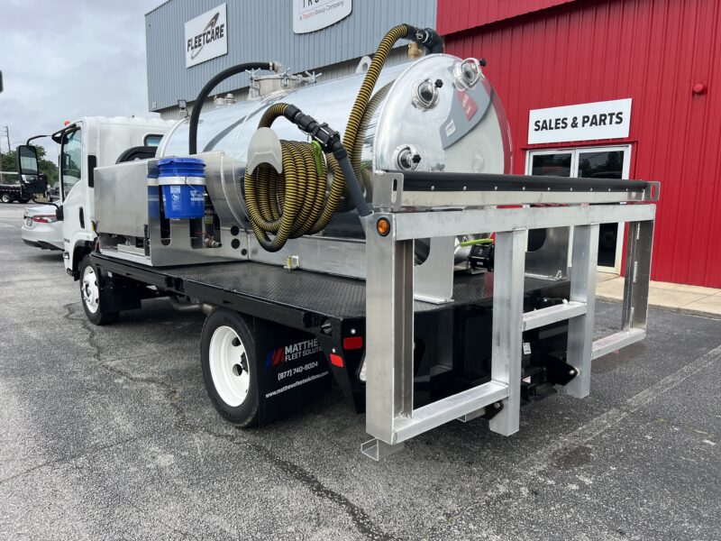 2025 Isuzu NRR Gas with Muskogee Tank Model 999 Round Tank / Portable Restroom Truck