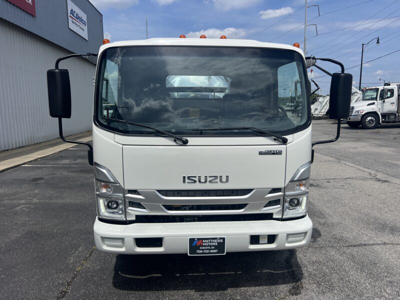 2025 Isuzu NRR Gas with Muskogee Tank Model 999 Round Tank / Portable Restroom Truck