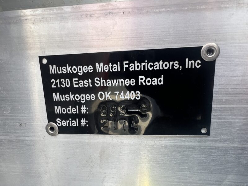 2025 Isuzu NRR Gas with Muskogee Tank Model 999 Round Tank / Portable Restroom Truck