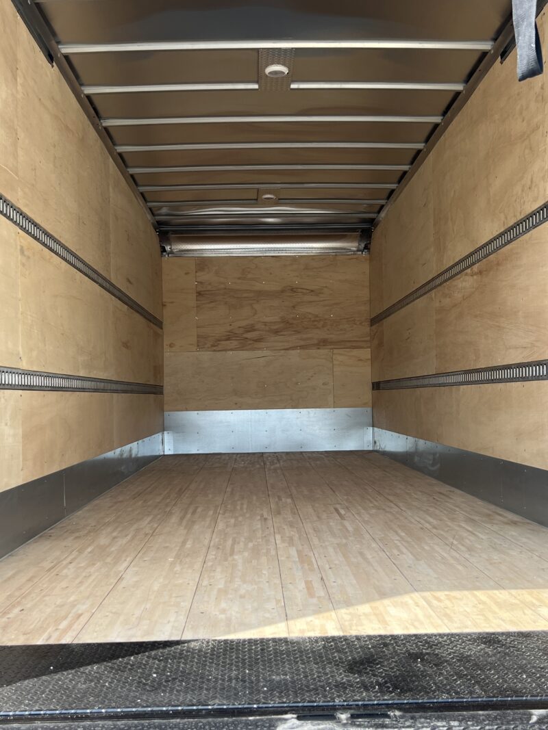 2025 Hino L6 26' Box Truck with Liftgate