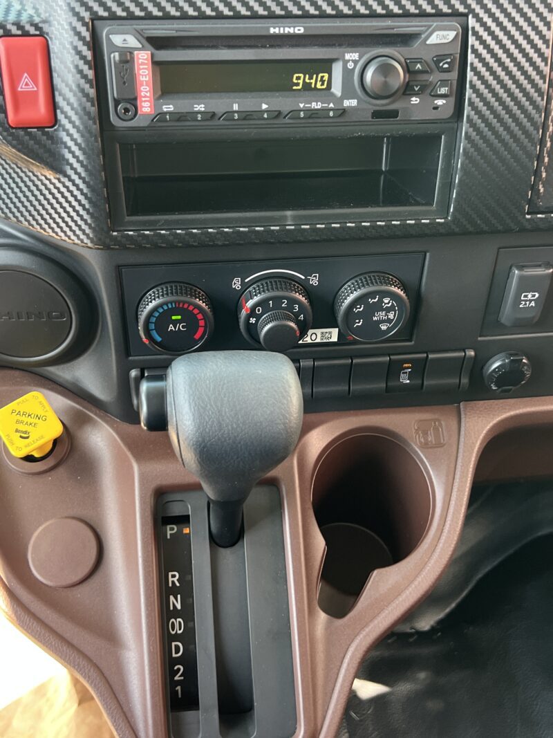 2025 Hino L6 26' Box Truck with Liftgate