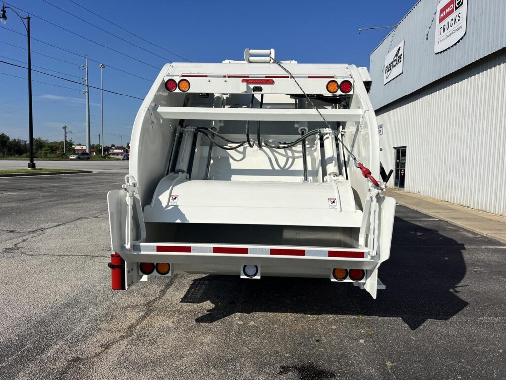 N3013 - 2026 Hino L6 11YD Viper_30