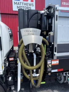 N3072 - 2025 Isuzu NRR Crescent Tank Model 1100_01