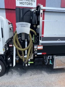 N3072 - 2025 Isuzu NRR Crescent Tank Model 1100_01