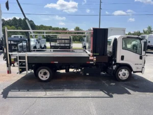 N3073 - 2025 Isuzu NRR Crescent Tank Model 1100_01