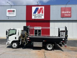 N3073 - 2025 Isuzu NRR Crescent Tank Model 1100_01