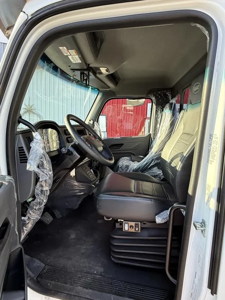 N3114 - 2025 Peterbilt 536 with Stellar TMax 2-11 and 12630 crane_01