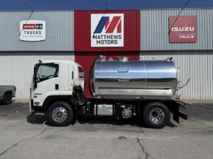 N3166 - 2026 IsuzuFTR with 2500 Septic Tank_01
