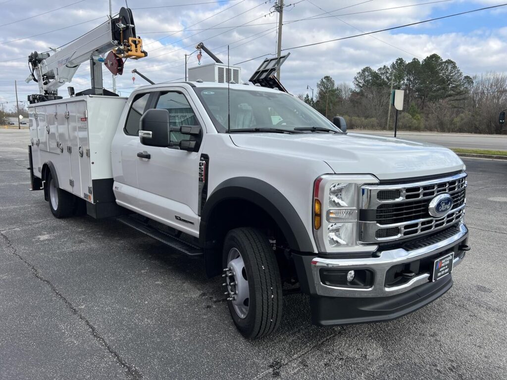 N3201 - 2026 Ford F-550 with TMax and 8630 Crane_02